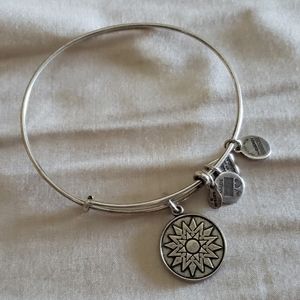 Alex and Ani Braclet